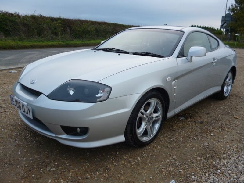 HYUNDAI COUPE