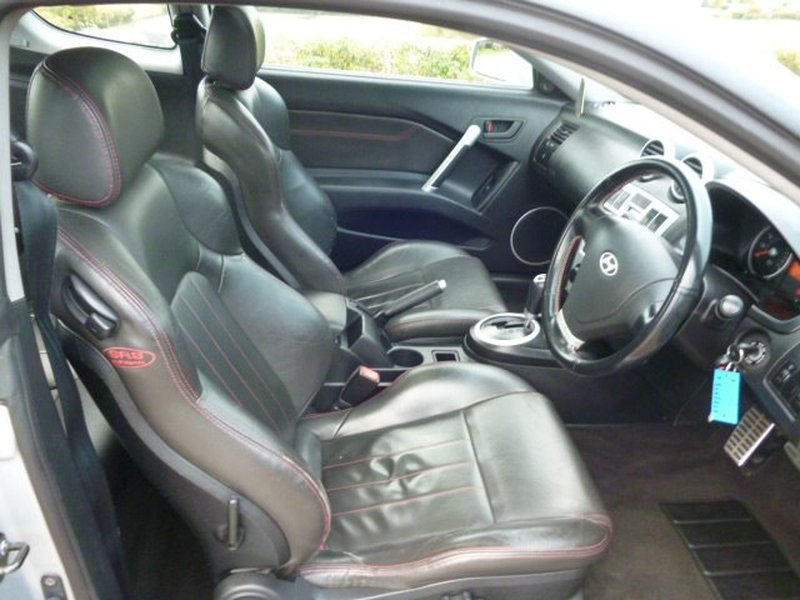 HYUNDAI COUPE
