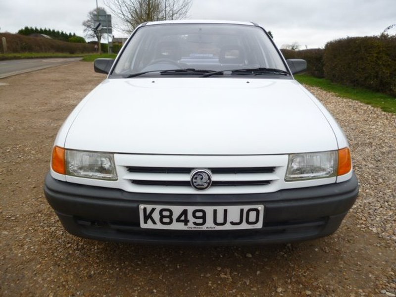 View VAUXHALL ASTRA 1.4 LI  ONLY 35000 MILES AND 1OWNER