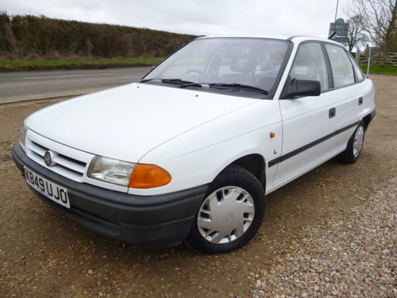 View VAUXHALL ASTRA 1.4 LI  ONLY 35000 MILES AND 1OWNER