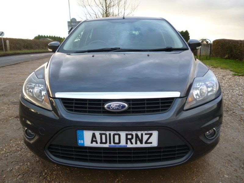 View FORD FOCUS 1.6 ZETEC SPORT PACK