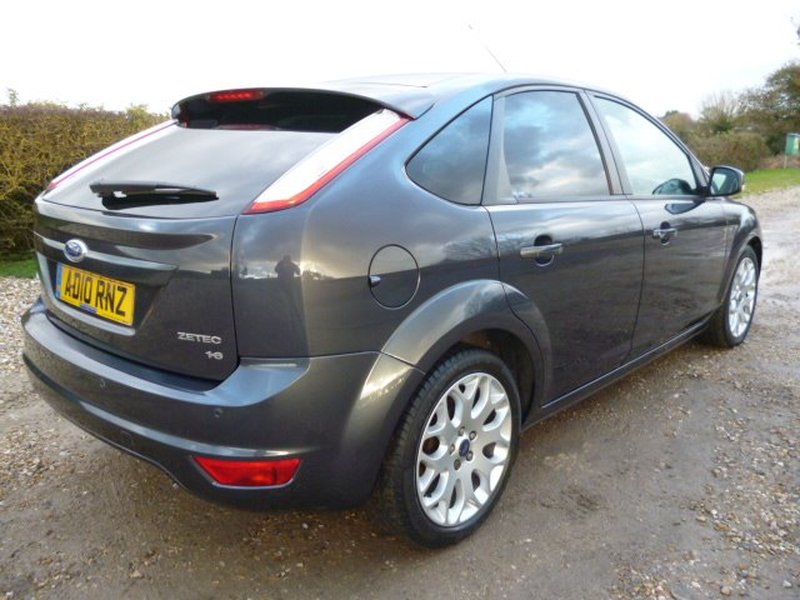 FORD FOCUS