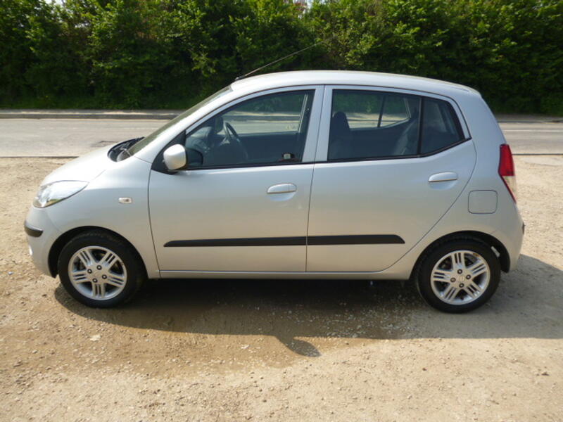 HYUNDAI I10