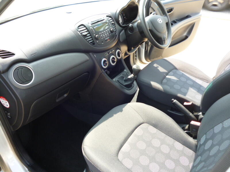 HYUNDAI I10