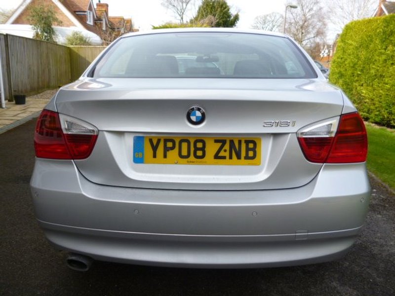 BMW 3 SERIES