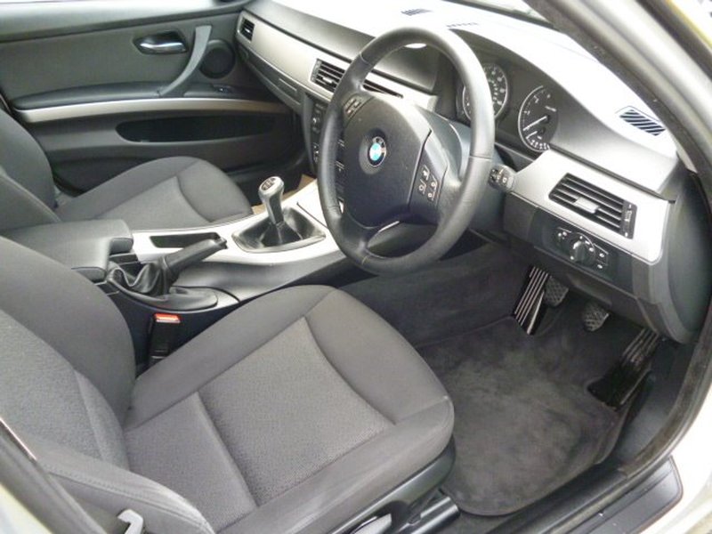 BMW 3 SERIES