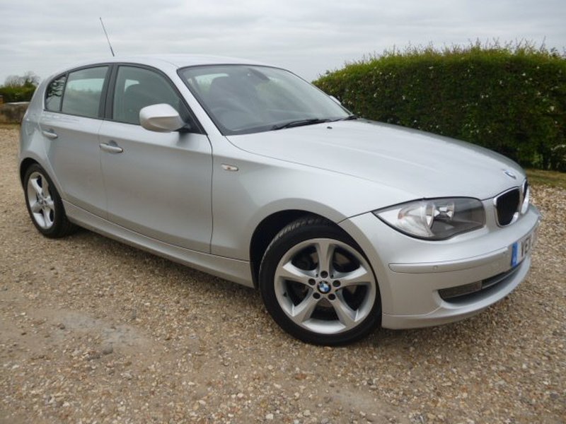 View BMW 1 SERIES 118D SPORT ONLY 31000 MILES