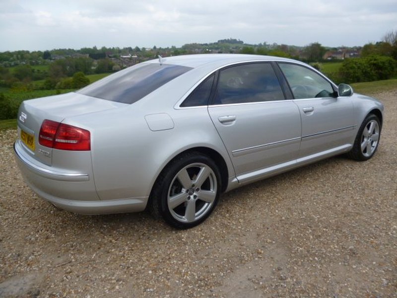 View AUDI A8 L TDI QUATTRO SE DPF