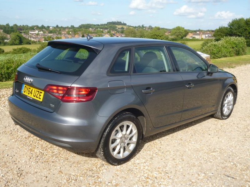 View AUDI A3 1.6 TDI SE SPORTBACK