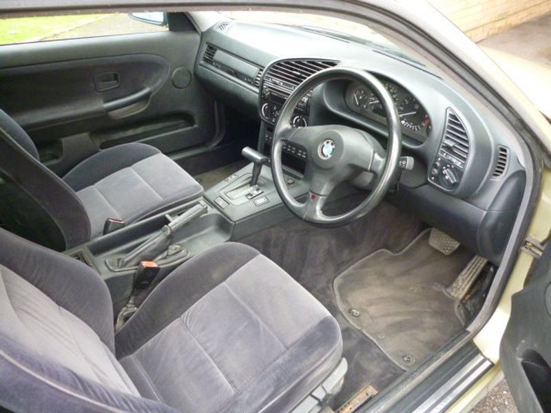 BMW 3 SERIES