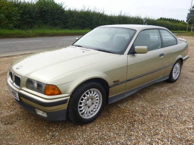 BMW 3 SERIES