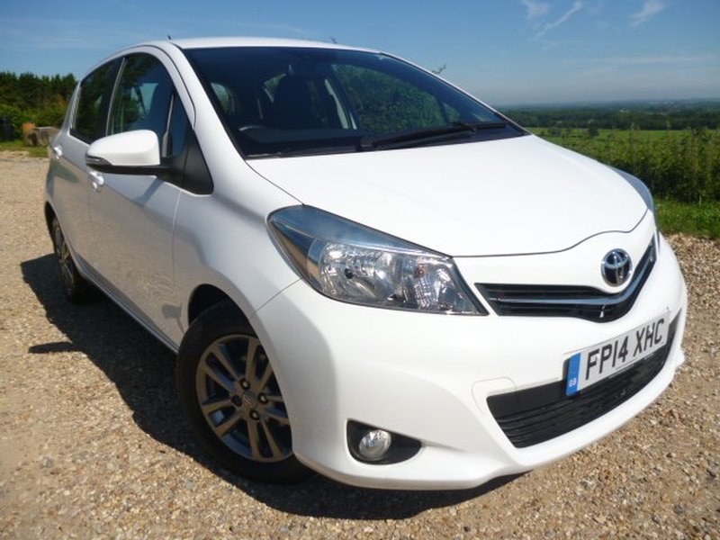 View TOYOTA YARIS 1.33 VVT-I ICON PLUS 5DR