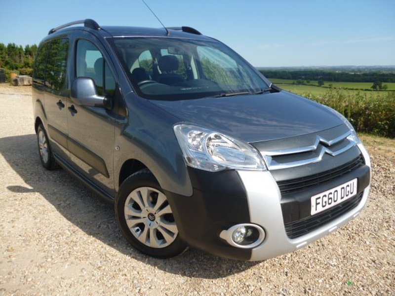 View CITROEN BERLINGO MULTISPACE MULTISPACE XTR 1.6 HDI ONLY 31K