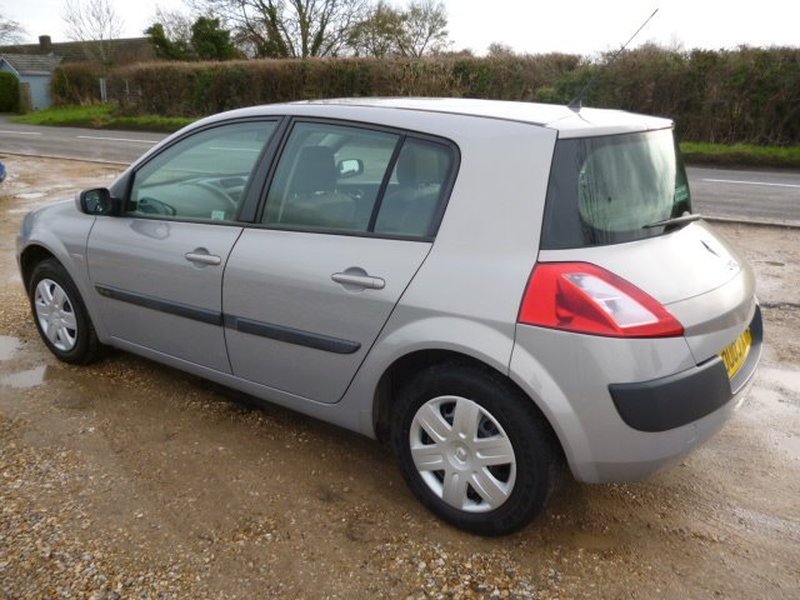 RENAULT MEGANE