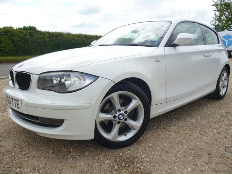 BMW 1 SERIES