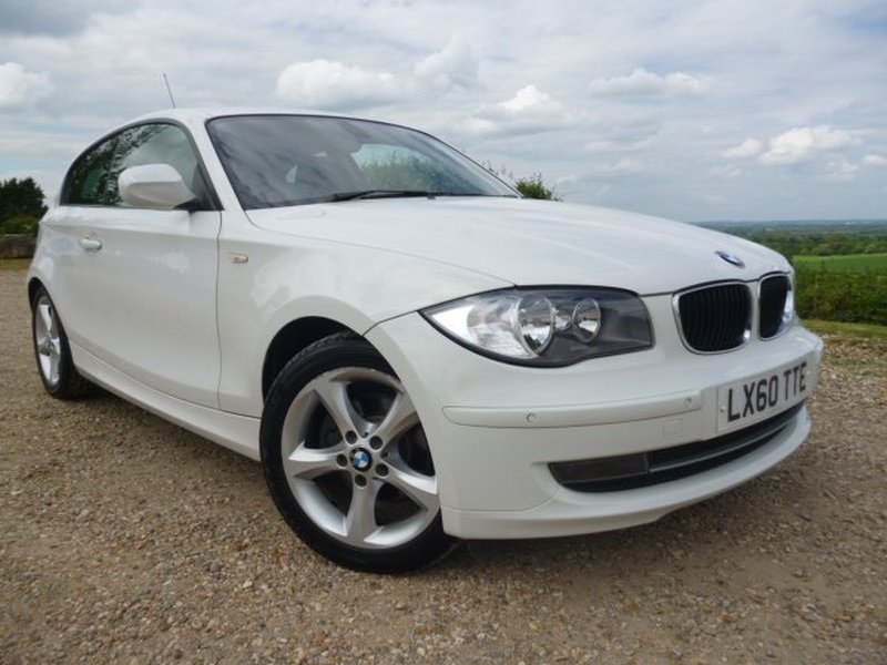 View BMW 1 SERIES  118d SPORT 3DR DEMO + 1OWNER 77K