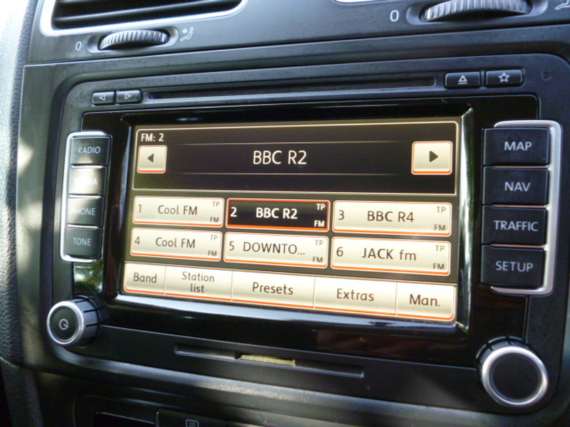 VOLKSWAGEN GOLF
