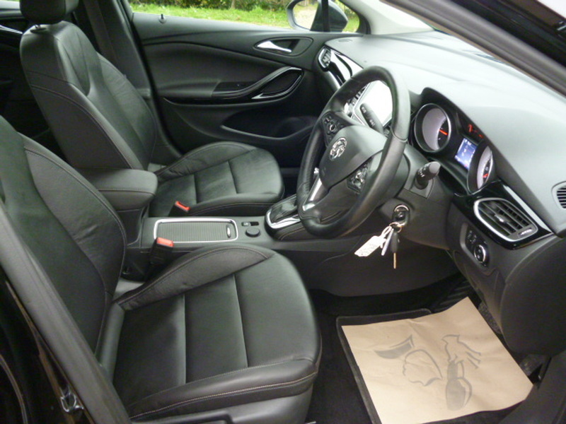 VAUXHALL ASTRA