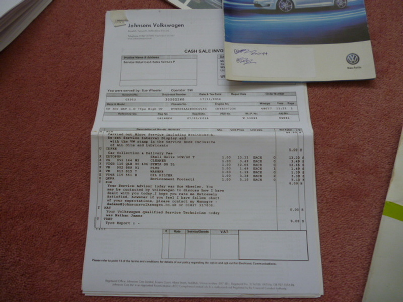 VOLKSWAGEN UP