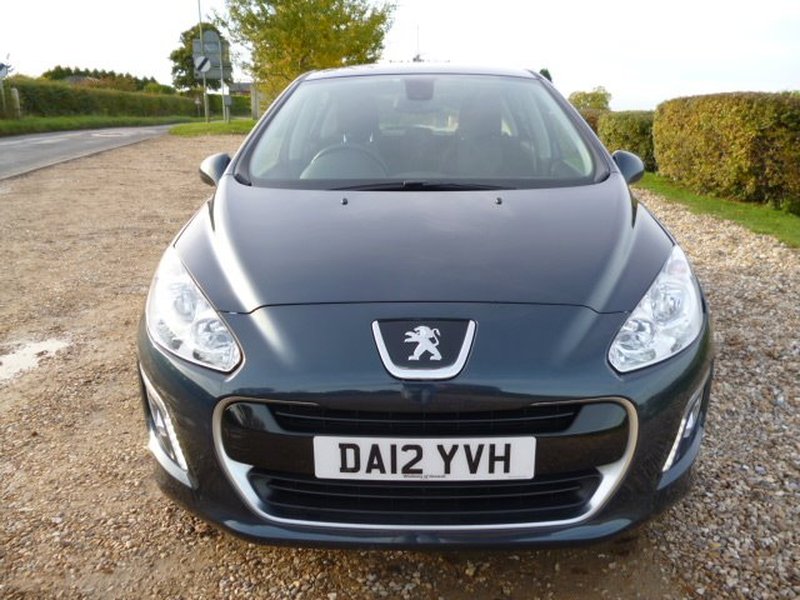 View PEUGEOT 308 HDI ACTIVE