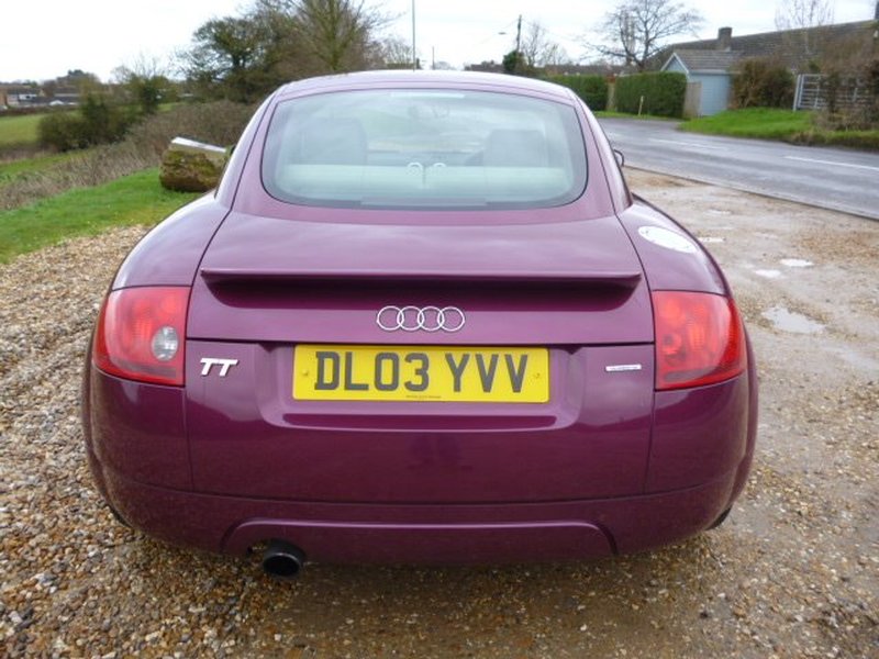 AUDI TT