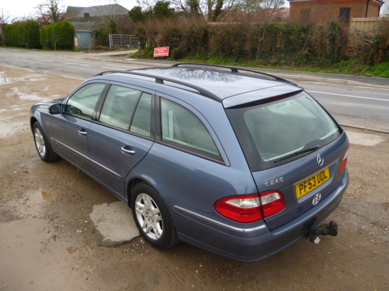 MERCEDES-BENZ E CLASS
