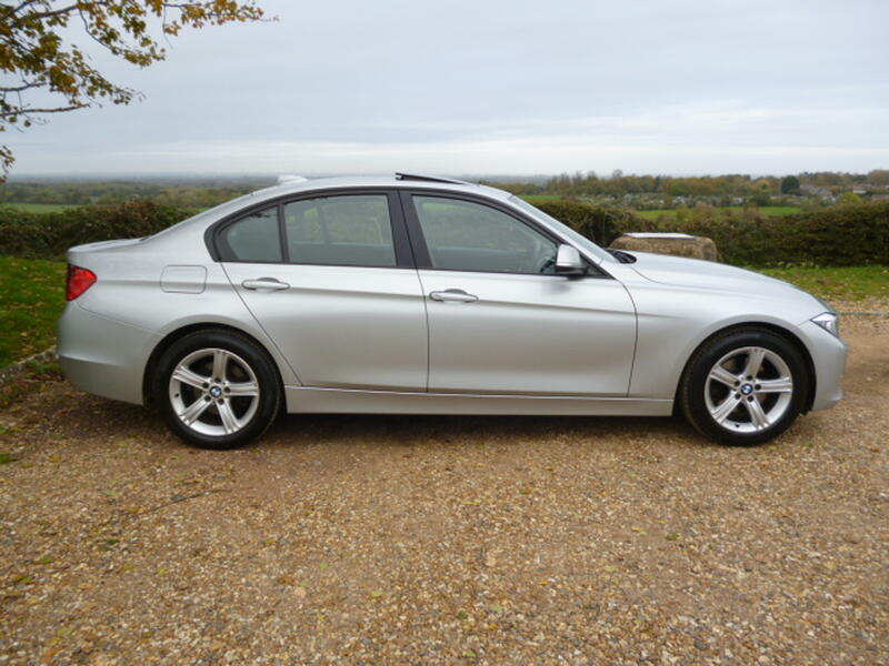 BMW 3 SERIES