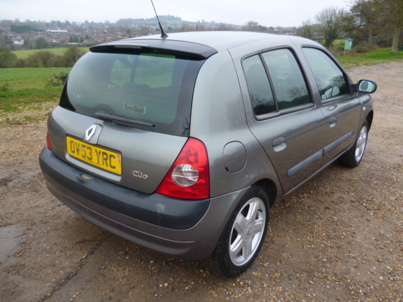 RENAULT CLIO