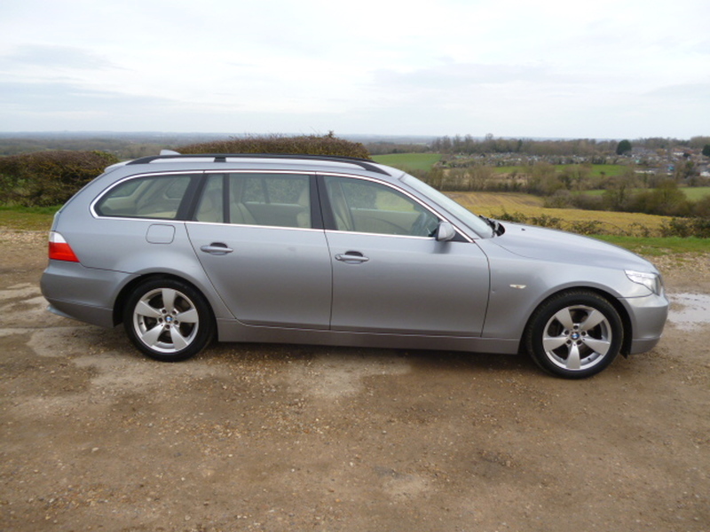 View BMW 5 SERIES 530D SE TOURING AUTO 1 OWNER FBMWSH