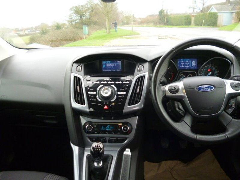 FORD FOCUS