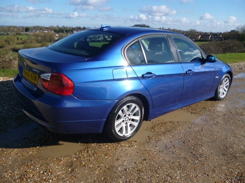 BMW 3 SERIES