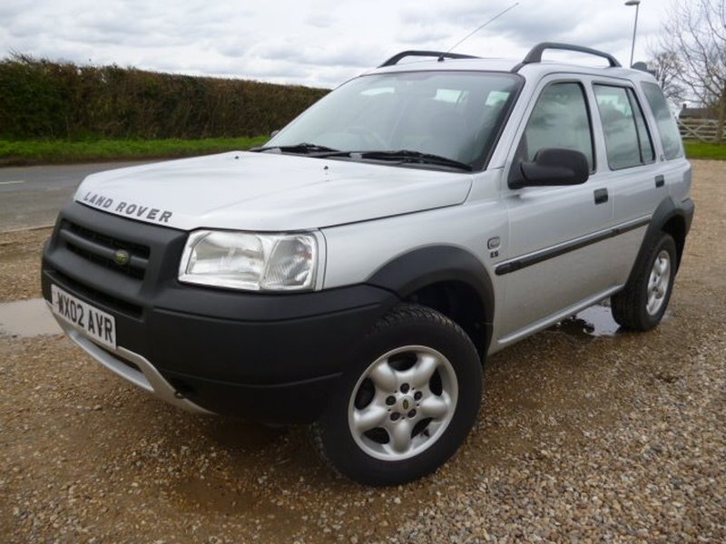View LAND ROVER FREELANDER TD4 ES STATION WAGON