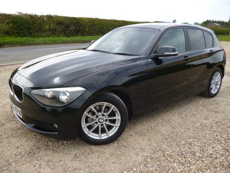 View BMW 1 SERIES 116D EFFICIENTDYNAMICS