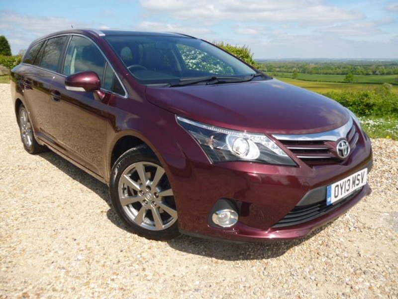 TOYOTA AVENSIS
